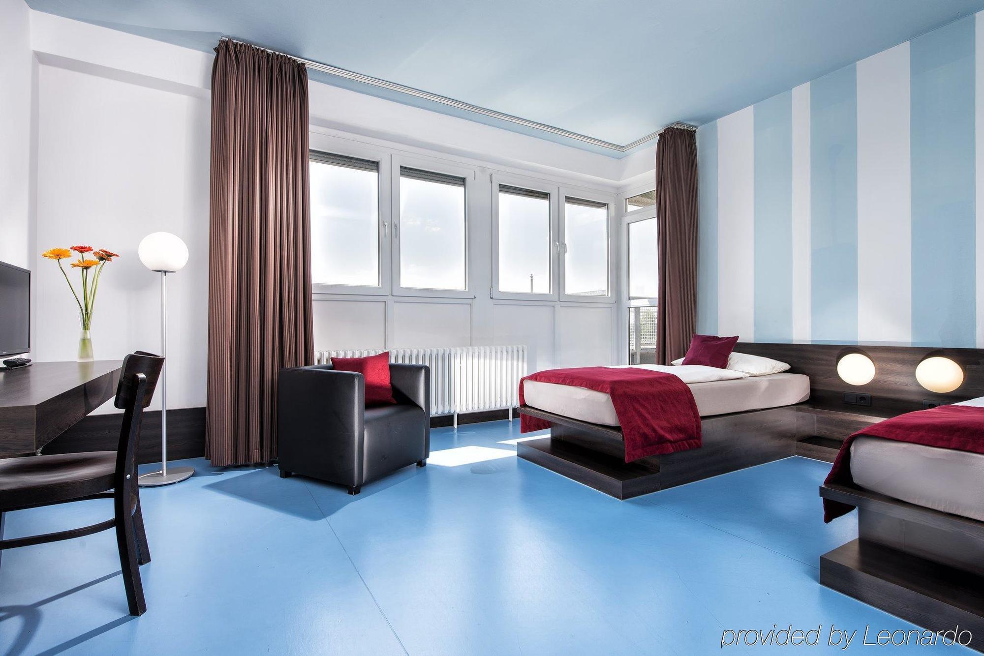 Hotel Grenzfall Берлін Екстер'єр фото