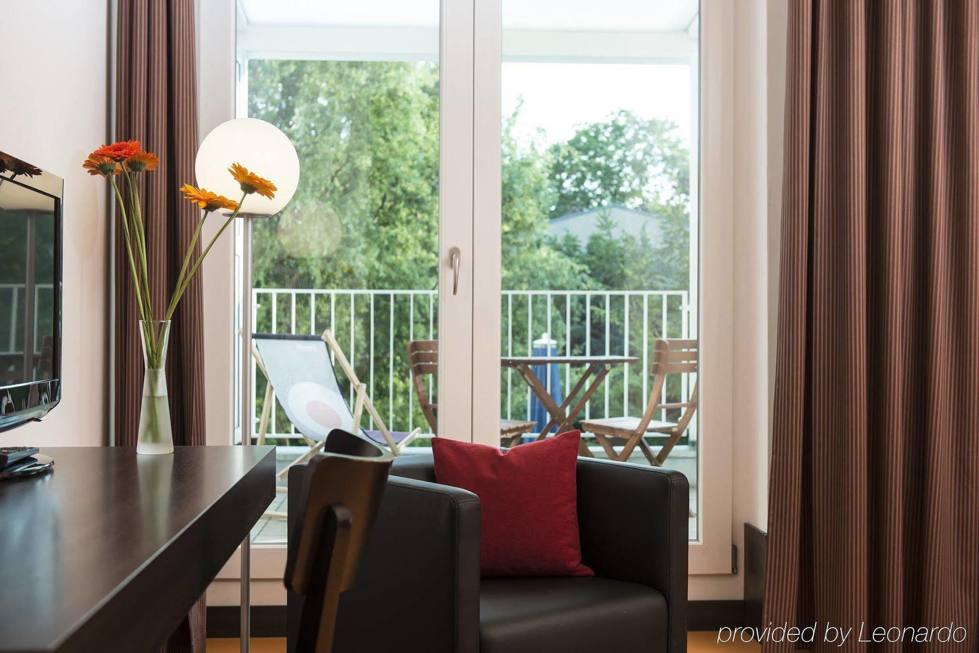Hotel Grenzfall Берлін Екстер'єр фото