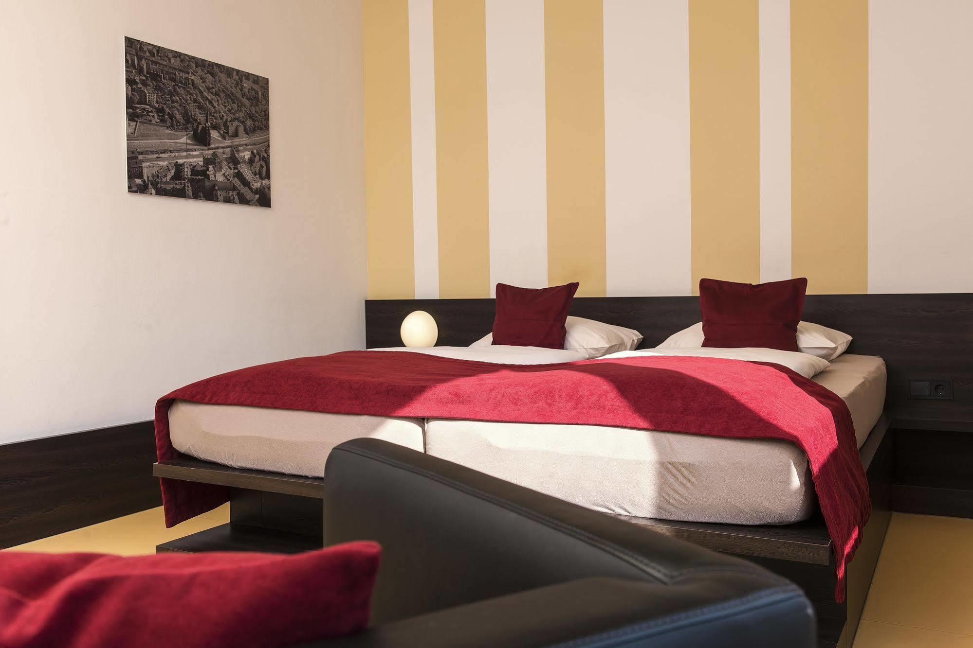 Hotel Grenzfall Берлін Екстер'єр фото